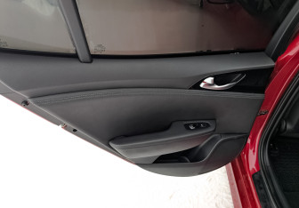 Подержанный автомобиль Kia Stinger 2019 года (30 фото)