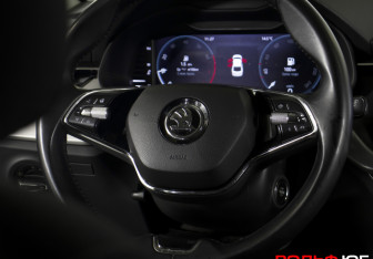 Подержанный автомобиль Skoda Rapid Liftback 2021 года (13 фото)