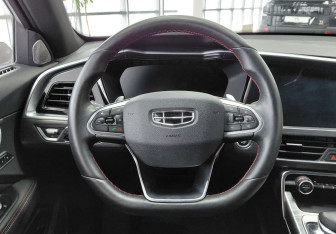 Подержанный автомобиль Geely Tugella 2022 года (21 фото)