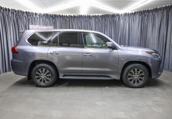 Подержанный автомобиль Lexus LX 2019 года (4 фото)