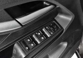 Подержанный автомобиль LADA (ВАЗ) Vesta Wagon 2019 года (20 фото)