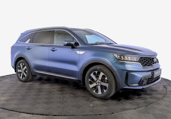 Подержанный автомобиль Kia Sorento 2021 года (3 фото)