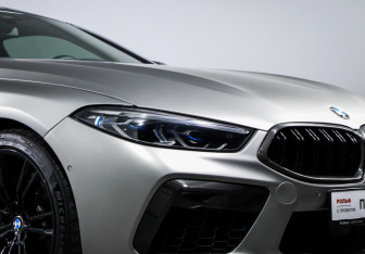 Подержанный автомобиль BMW M8 Coupe 2019 года (18 фото)
