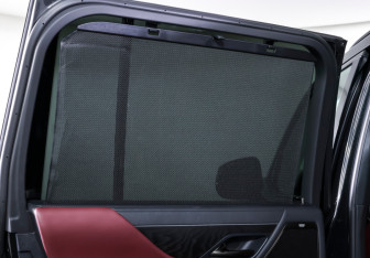 Подержанный автомобиль Lexus LX 2025 года (14 фото)