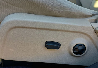 Подержанный автомобиль Dodge Journey 2014 года (21 фото)