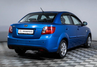 Подержанный автомобиль Kia Rio Sedan 2011 года (5 фото)