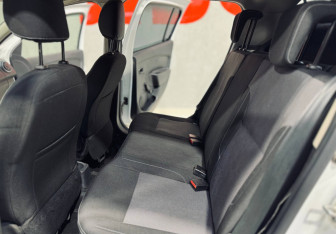 Подержанный автомобиль Renault Sandero 2021 года (20 фото)