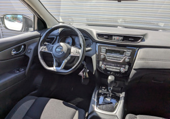 Подержанный автомобиль Nissan Qashqai 2021 года (15 фото)