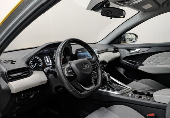 Подержанный автомобиль Kaiyi E5 2024 года (15 фото)