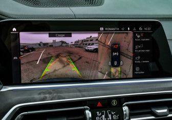 Подержанный автомобиль BMW X5 2023 года (21 фото)