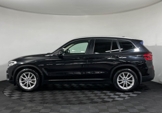 Подержанный автомобиль BMW X3 2019 года (5 фото)