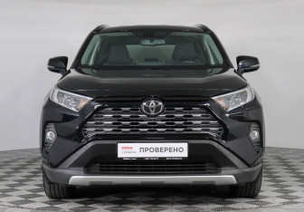 Подержанный автомобиль Toyota RAV4 2021 года (2 фото)