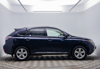 Подержанный автомобиль Lexus RX 2009 года (4 фото)