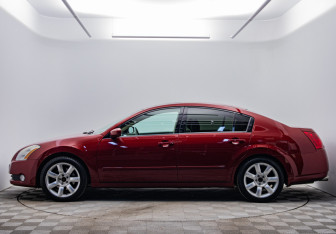 Подержанный автомобиль Nissan Maxima 2006 года (2 фото)
