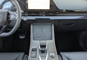 Новый Omoda C5 2024 (11 фото)