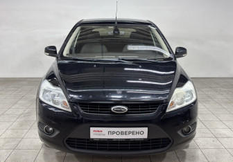 Подержанный автомобиль Ford Focus Hatchback 2010 года (2 фото)