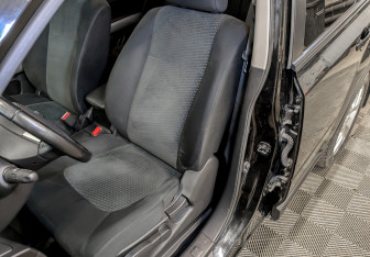 Подержанный автомобиль Nissan X-Trail 2013 года (20 фото)