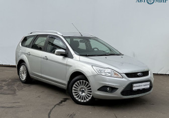 Подержанный автомобиль Ford Focus Wagon 2010 года (3 фото)