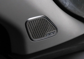 Подержанный автомобиль Omoda C5 2022 года (16 фото)