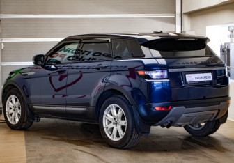 Подержанный автомобиль Land Rover Range Rover Evoque 2012 года (5 фото)