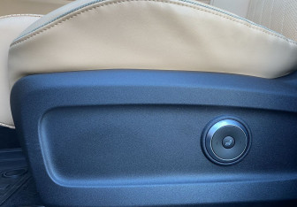 Подержанный автомобиль Jaecoo J8 2024 года (24 фото)