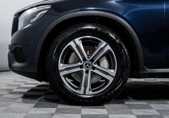 Подержанный автомобиль Mercedes-Benz GLC Coupe 2017 года (15 фото)