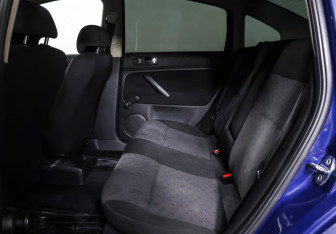 Подержанный автомобиль Volkswagen Passat Sedan 1997 года (11 фото)