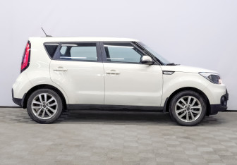 Подержанный автомобиль Kia Soul 2018 года (4 фото)