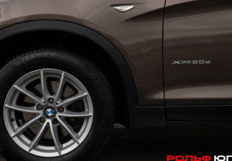 Подержанный автомобиль BMW X3 2012 года (18 фото)
