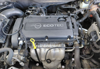 Подержанный автомобиль Opel Astra Wagon 2012 года (18 фото)