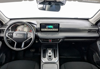 Подержанный автомобиль Haval Jolion 2022 года (14 фото)