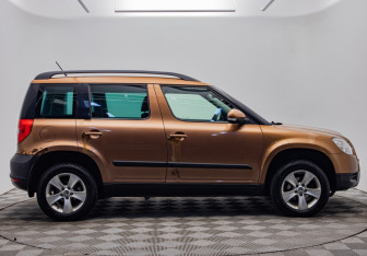 Подержанный автомобиль Skoda Yeti 2012 года (6 фото)