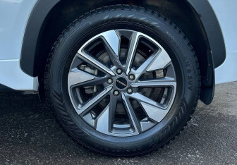 Подержанный автомобиль Exeed LX 2023 года (16 фото)