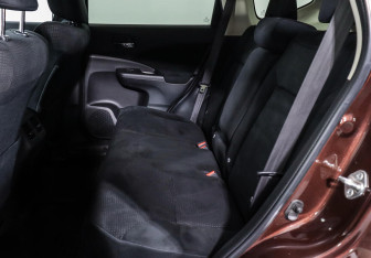 Подержанный автомобиль Honda CR-V 2013 года (11 фото)