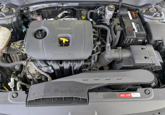 Подержанный автомобиль Kia K5 2020 года (11 фото)