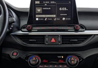 Подержанный автомобиль Kia Cerato Sedan 2022 года (17 фото)