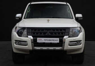 Подержанный автомобиль Mitsubishi Pajero 2019 года (2 фото)