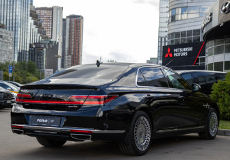 Подержанный автомобиль Genesis G90 2020 года (4 фото)