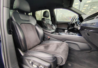 Подержанный автомобиль Audi Q7 2019 года (10 фото)