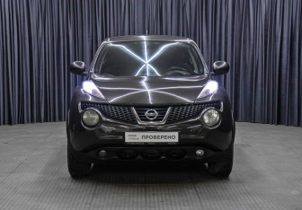 Подержанный автомобиль Nissan Juke 2012 года (2 фото)