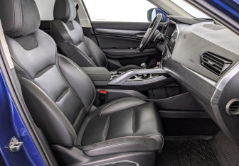 Подержанный автомобиль Geely Tugella 2022 года (24 фото)