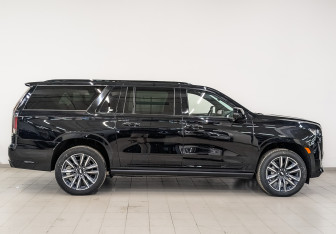 Новый Cadillac Escalade Suv 2023 (4 фото)