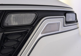 Подержанный автомобиль Kia Carnival 2021 года (11 фото)