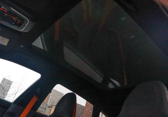 Подержанный автомобиль Zeekr 001 2023 года (23 фото)