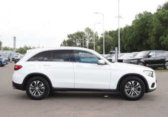 Подержанный автомобиль Mercedes-Benz GLC Coupe 2016 года (4 фото)