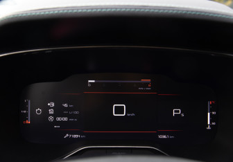 Подержанный автомобиль Citroen C5 Aircross 2022 года (9 фото)