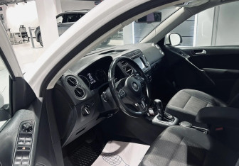 Подержанный автомобиль Volkswagen Tiguan 2013 года (6 фото)