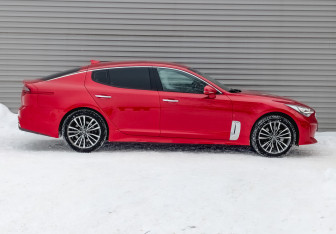Подержанный автомобиль Kia Stinger 2019 года (4 фото)