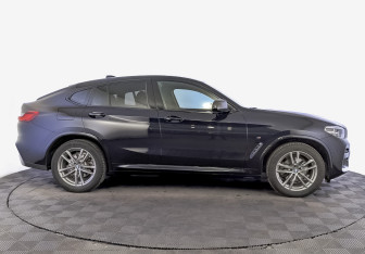 Подержанный автомобиль BMW X4 2020 года (4 фото)