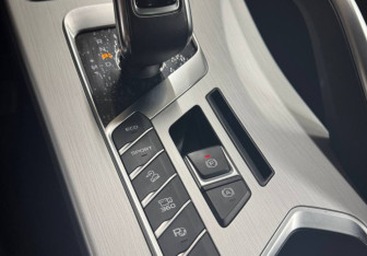 Подержанный автомобиль Geely Coolray 2022 года (12 фото)